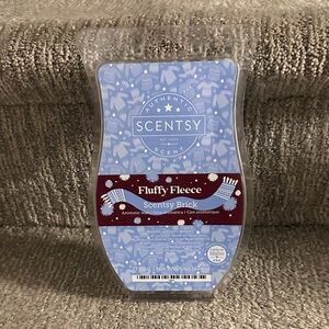 Scentsy Fluffy Fleece Wax Brick - Light Blue Packaging